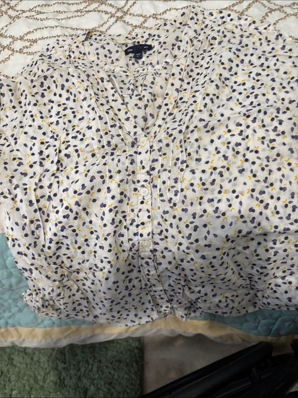 GAP White Button-Front Blouse with Navy and Yellow Dot Print